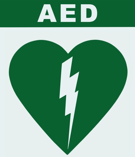 Znak AED w miejscu publicznym Zdjęcie źródłowe: Getty Images AED - znakowanie w miejscach publicznych