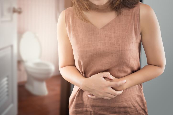 Ból brzucha krótko po spożyciu ryzykownych pokarmów. Źródło zdjęcia: Getty Images Nietolerancja histaminy i ból brzucha wkrótce po jedzeniu