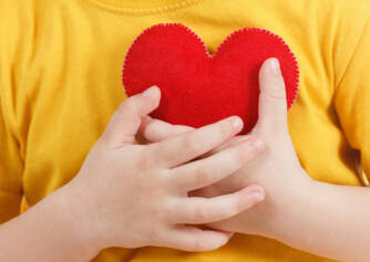 Czym jest choroba Kawasaki, jakie są jej przyczyny, objawy i jak się ją leczy?