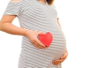 21 tydzień ciąży: co dziecko robi w brzuszku?