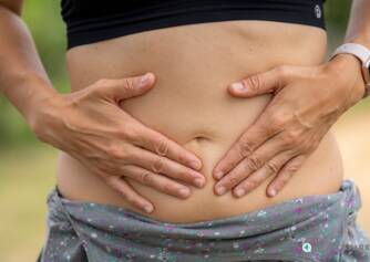 Ból brzucha i żołądka po jedzeniu - co go powoduje?